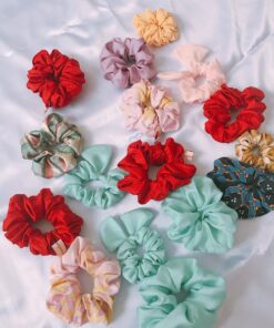 CỘT TÓC LỤA TƠ TẰM